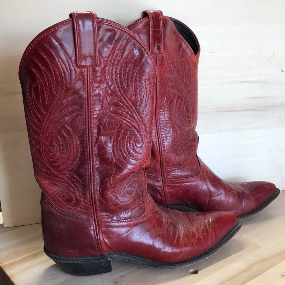 Red Leather Cuban Heel Cowboy Cowgirl Boot